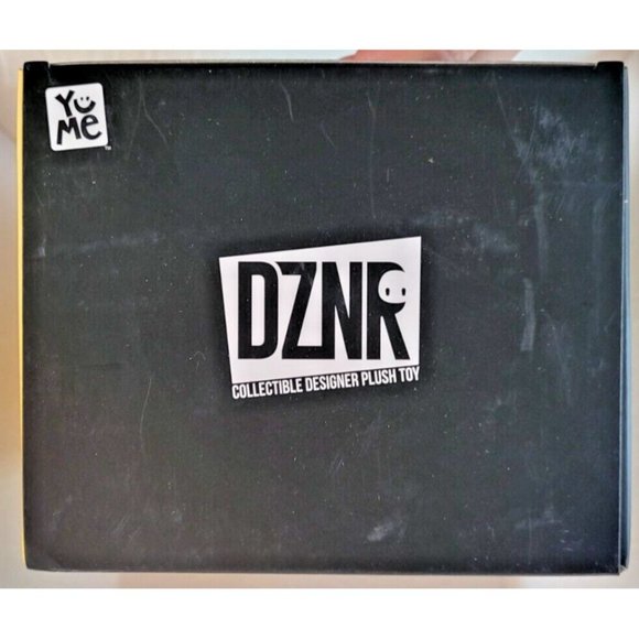 New Transformers DZNR Collectible Plush Bumblebee 'What's Inside Edition #02 Toy - Picture 7 of 7